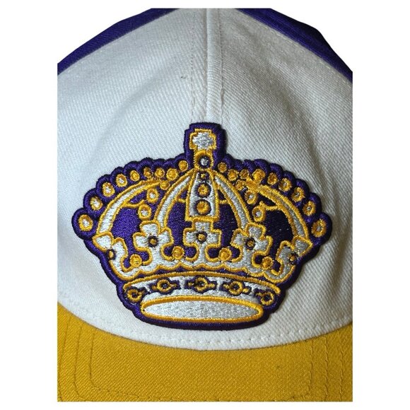 Vintage NHL LA Kings Crown Snapback Hat CCM Purple Gold Cap 100% Wool - Picture 7 of 9